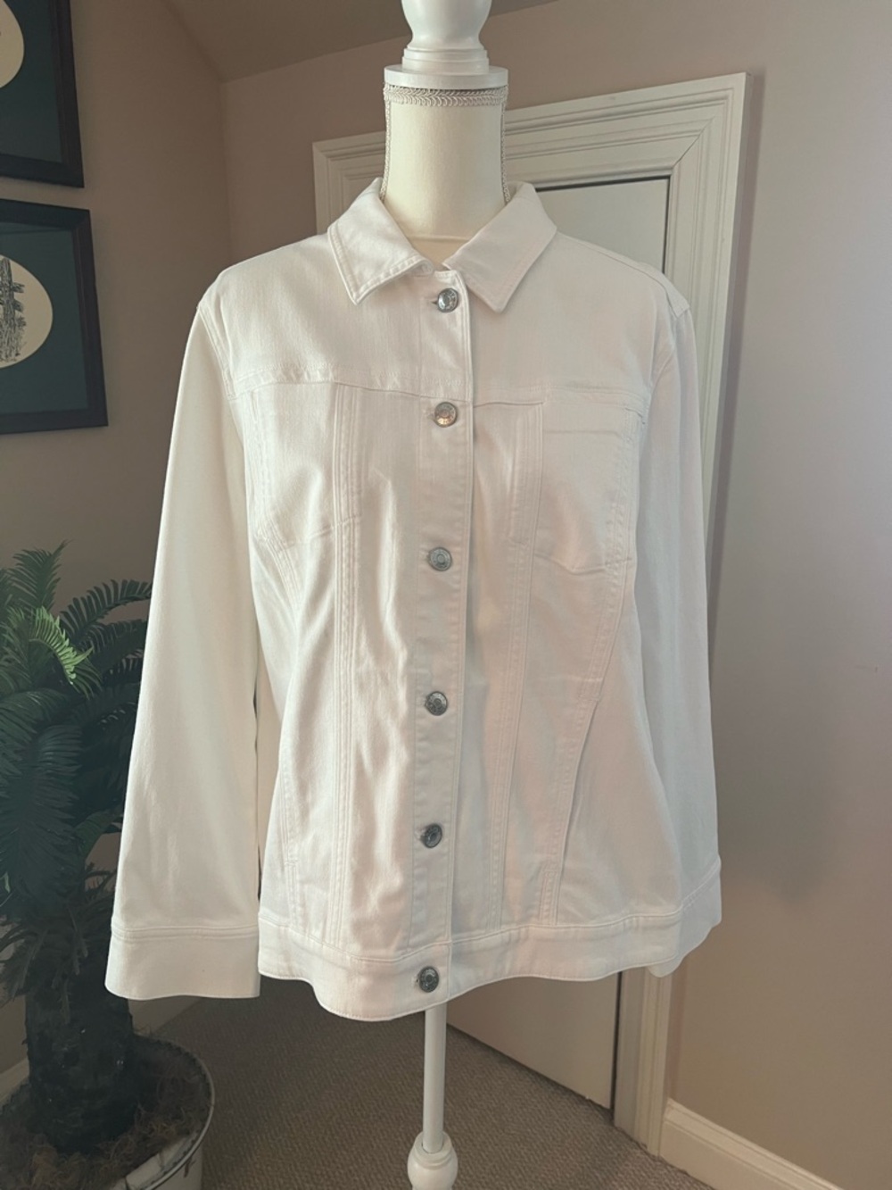 Chico's White Button-Front Jean Jacket Size 3
